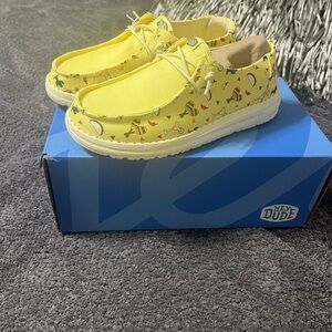 Women’s size 5 wind crochet, Fairhope multicolor fiesta hey dudes, NWT NWB